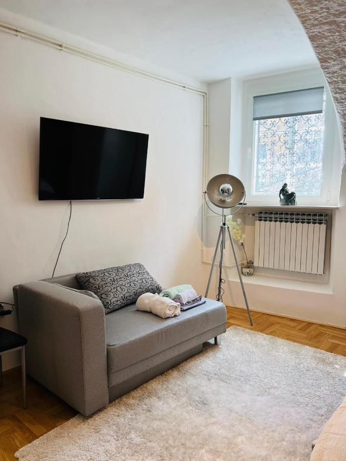 Downtown Secret Apartment Загреб Екстер'єр фото