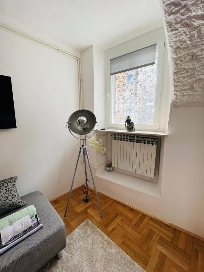 Downtown Secret Apartment Загреб Екстер'єр фото