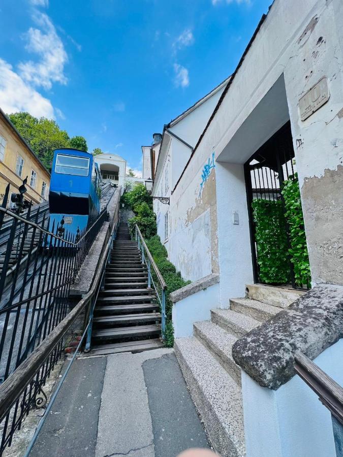 Downtown Secret Apartment Загреб Екстер'єр фото