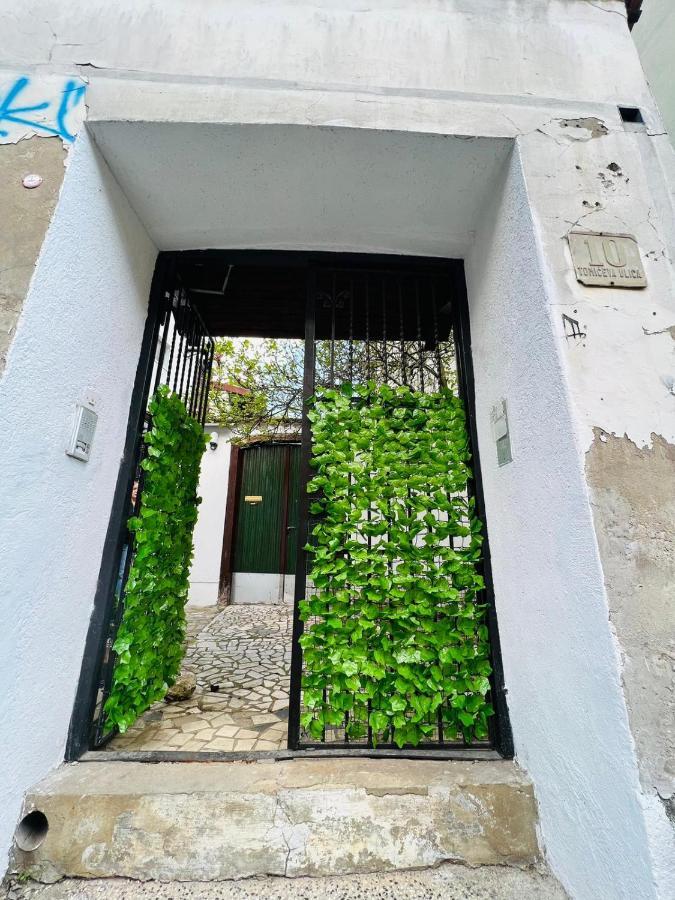 Downtown Secret Apartment Загреб Екстер'єр фото